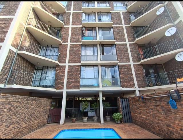 2 BEDROOM APARTMENT FOR SALE IN VILLIERIA